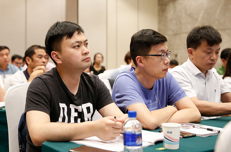 &#112;&#103;&#30005;&#23376;&#27169;&#25311;&#22120;&#40;&#35797;&#29609;&#28216;&#25103;&#41;&#23448;&#26041;&#32593;&#31449;